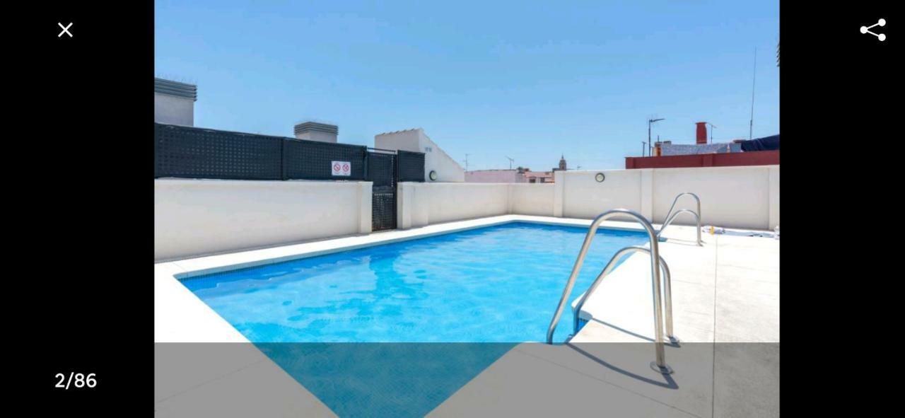Stylish Apartment In The Heart Of Malaga With Pool المظهر الخارجي الصورة