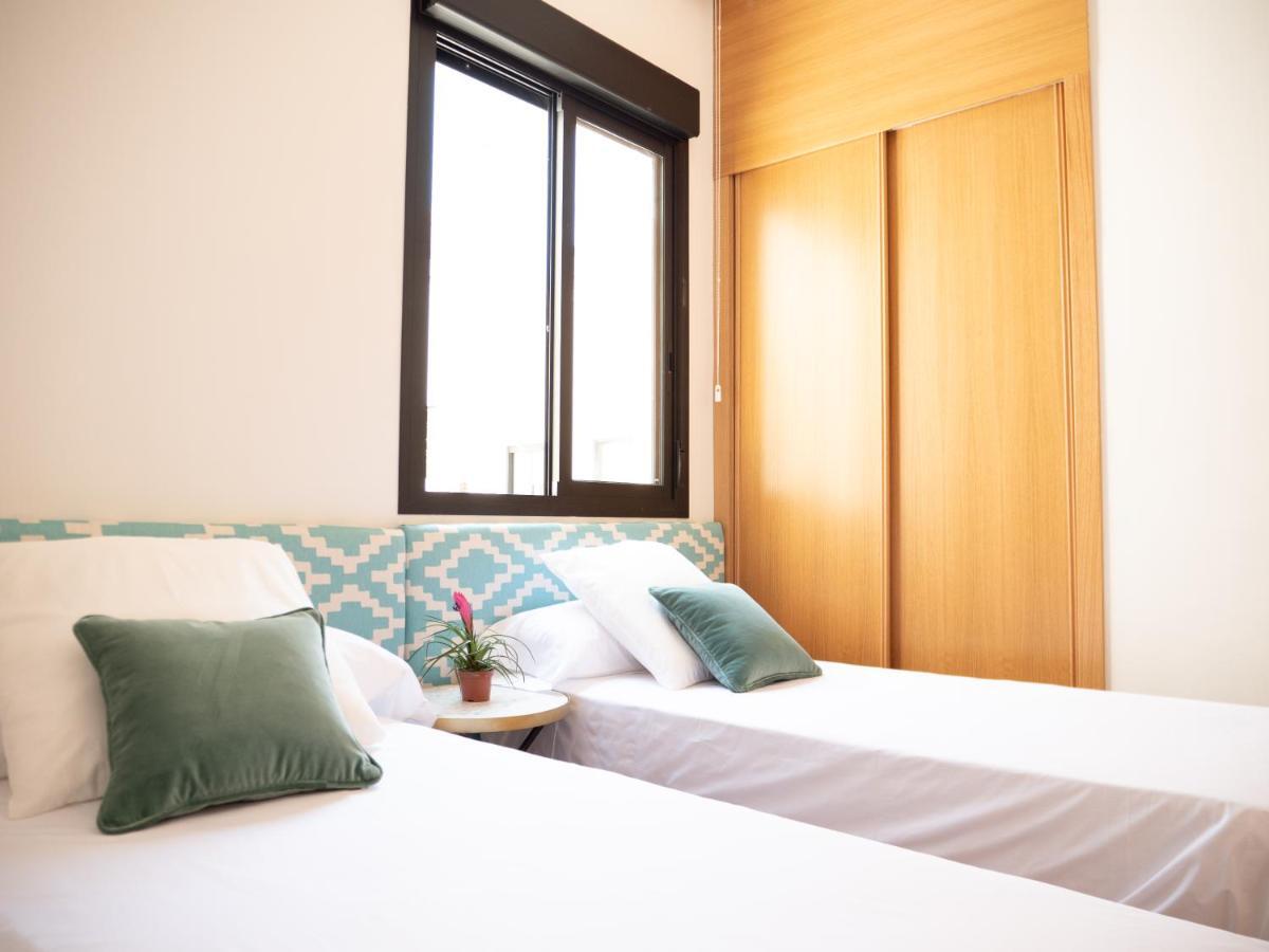 Stylish Apartment In The Heart Of Malaga With Pool المظهر الخارجي الصورة