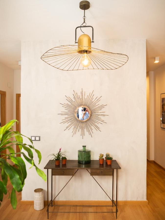 Stylish Apartment In The Heart Of Malaga With Pool المظهر الخارجي الصورة