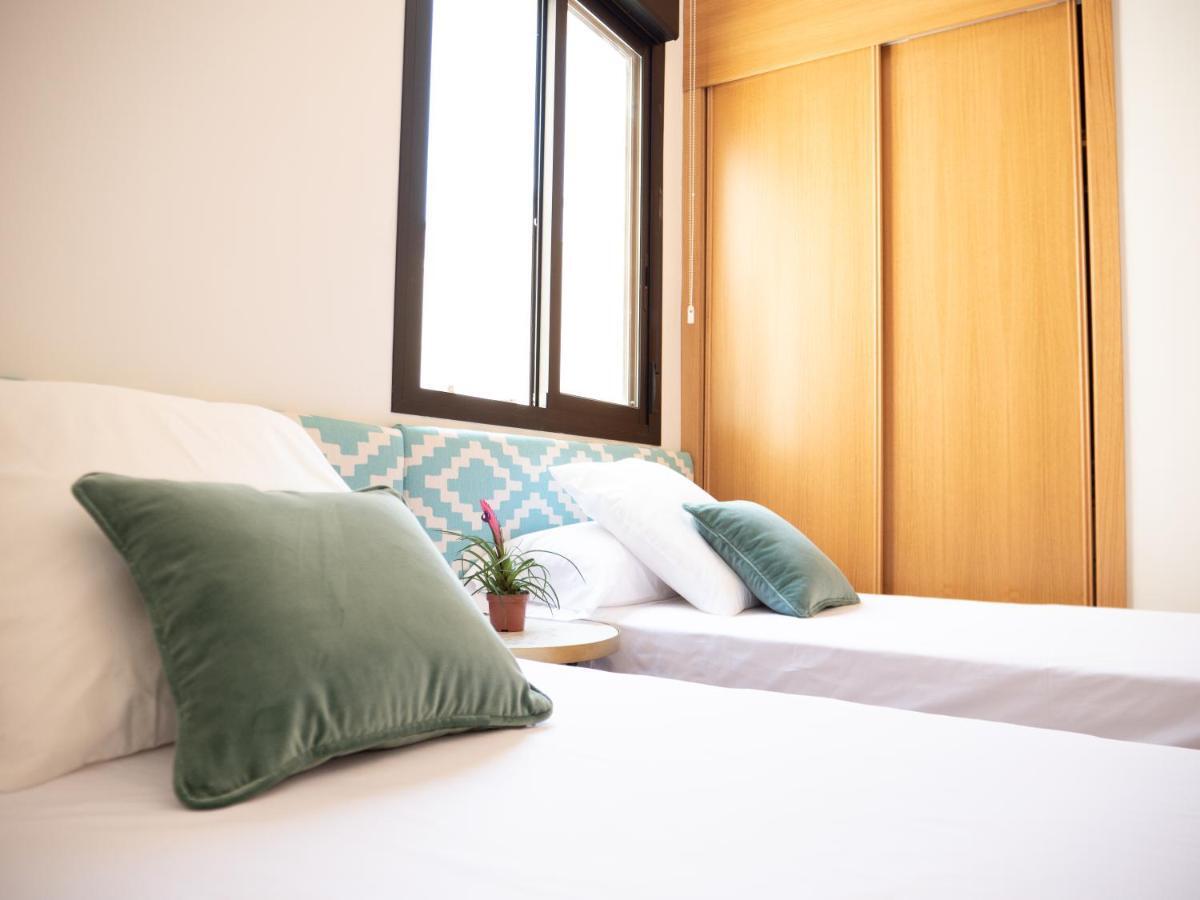 Stylish Apartment In The Heart Of Malaga With Pool المظهر الخارجي الصورة